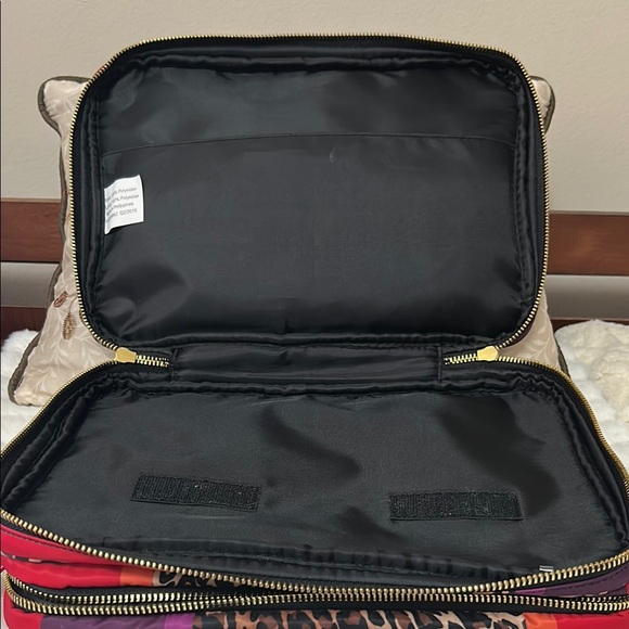 Leopard Print Red and Purple Travel Bag - Picture 4 of 8